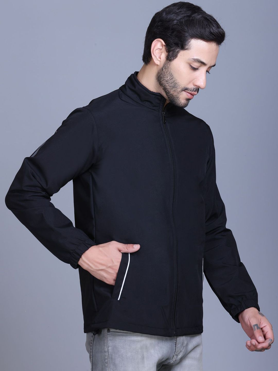 TFA THE FASHION ADDICTION Men Long Sleeves Mock Collared Toggled Hem Zipper Windcheater