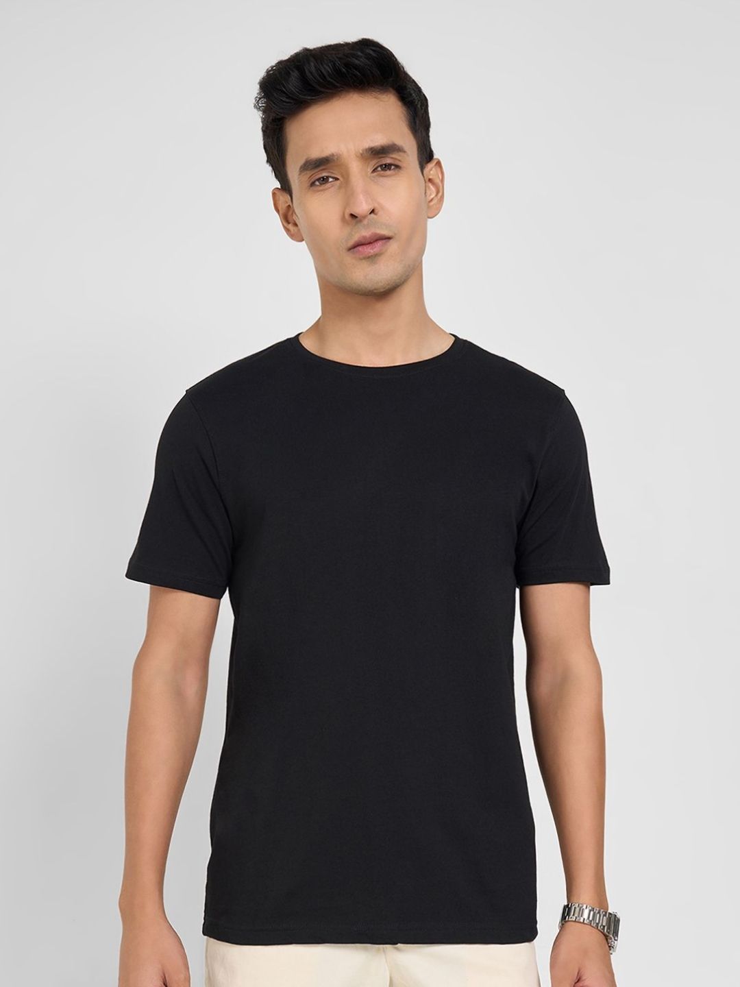 Peregrine by Pantaloons Men Solid Round Neck Pure Cotton T-shirt