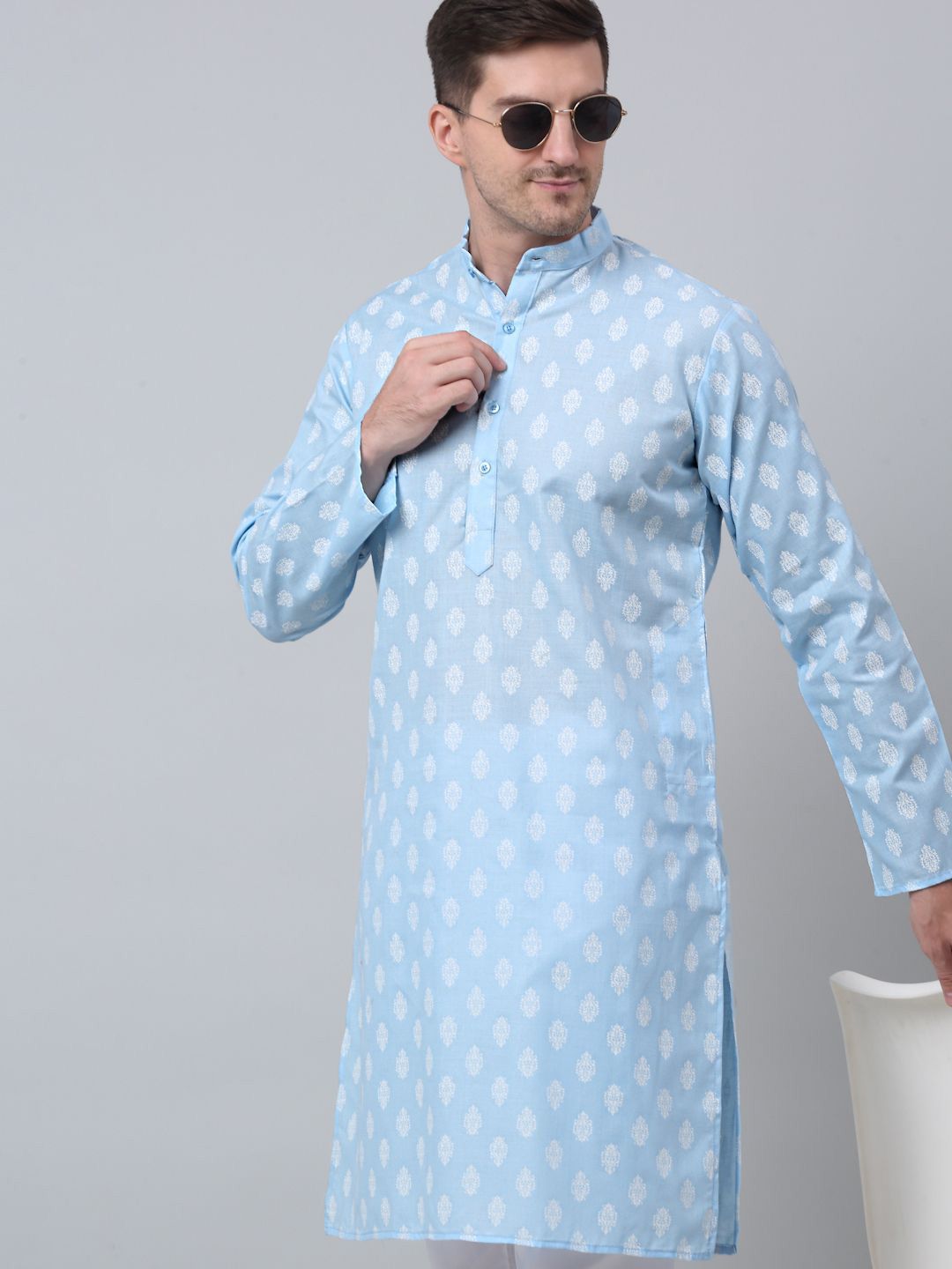 Jompers Floral Printed Mandarin Collar Straight Kurta