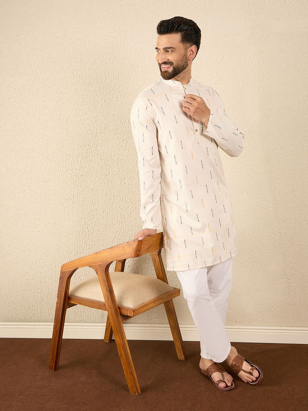 House of Pataudi Men Geometric Printed Festive Pure Cotton Straight Kurta