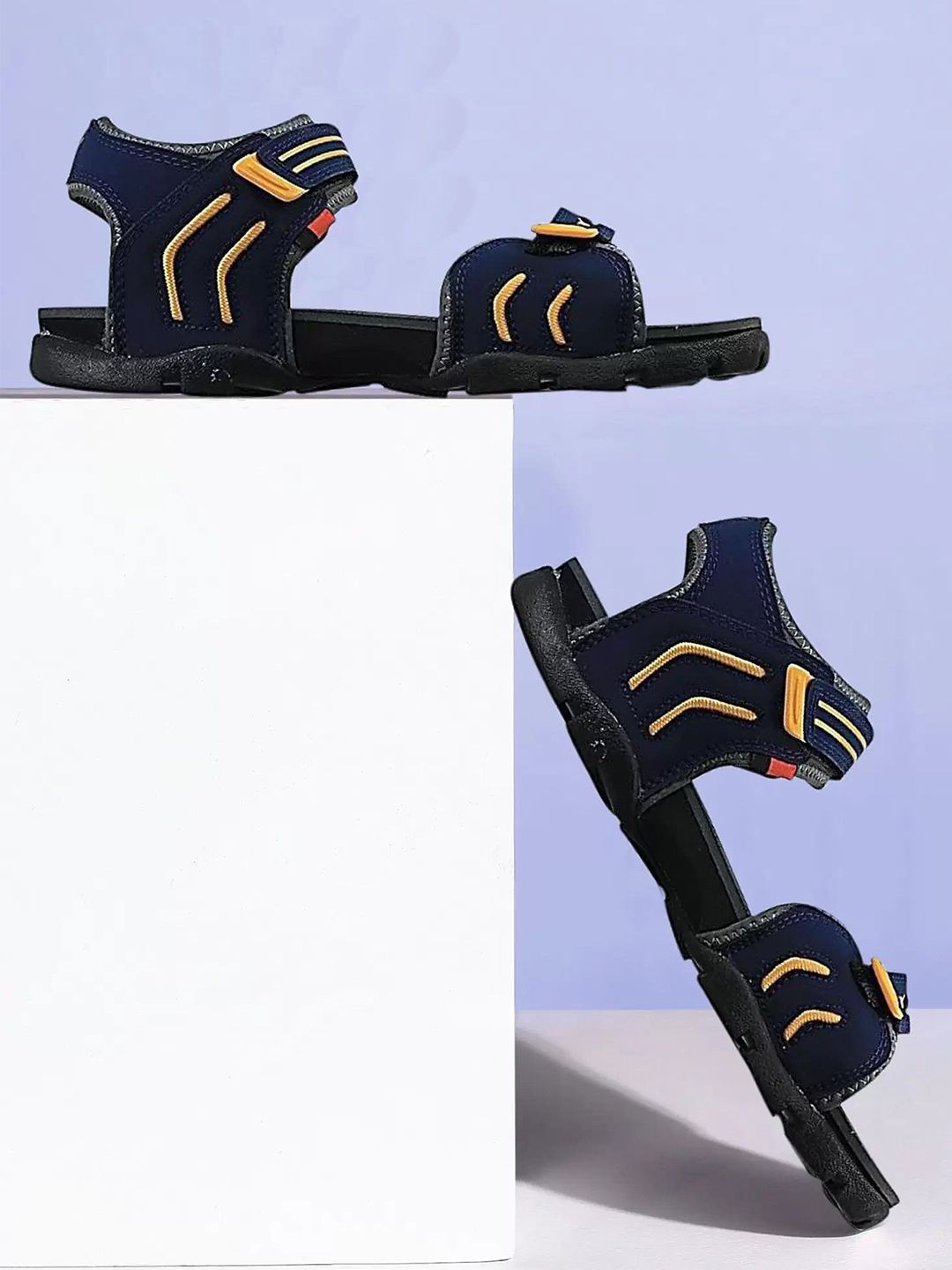 Sparx Men Sports Sandals With Velcro Closure