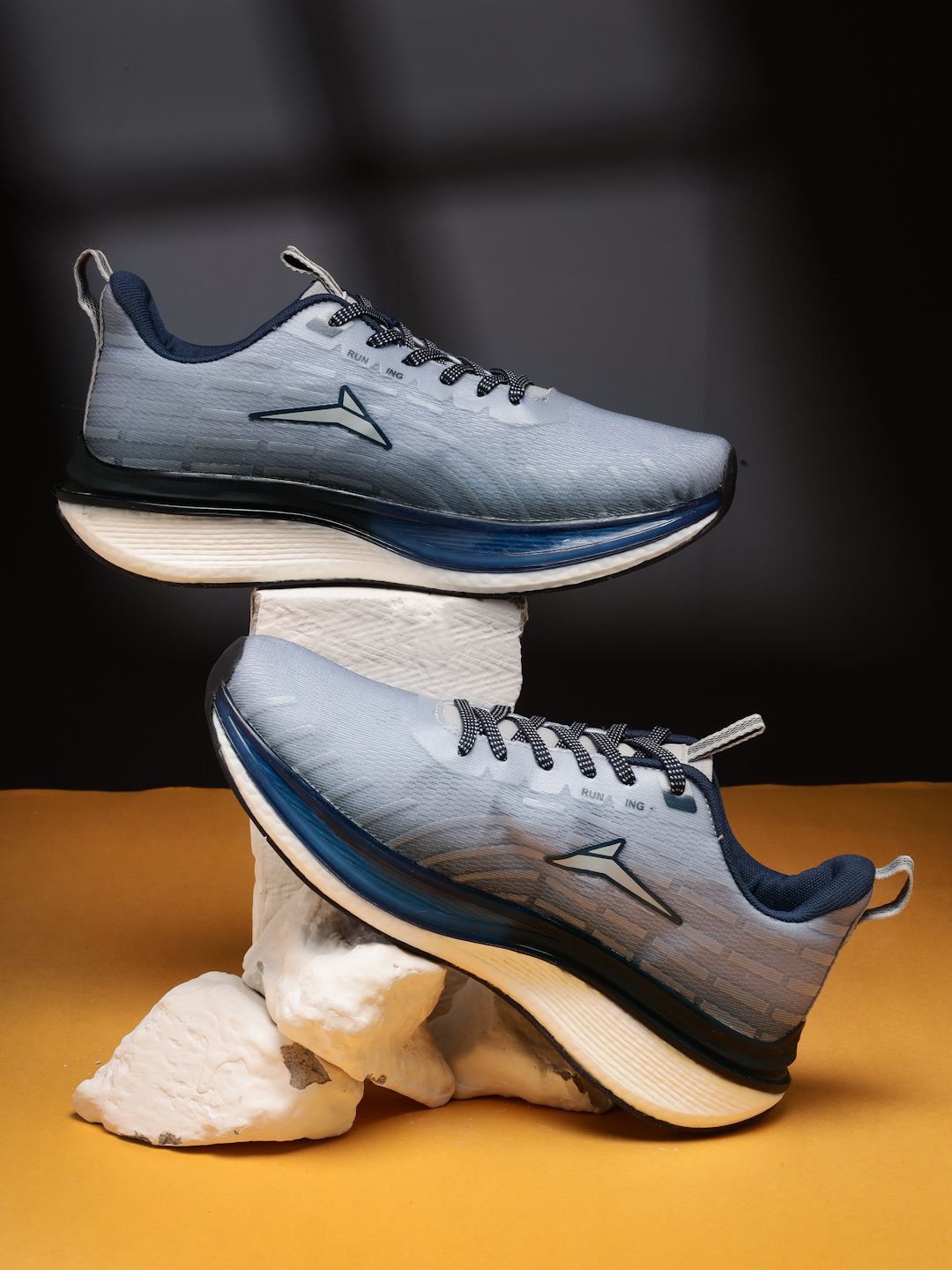 JQR Men Mesh Running Shoes