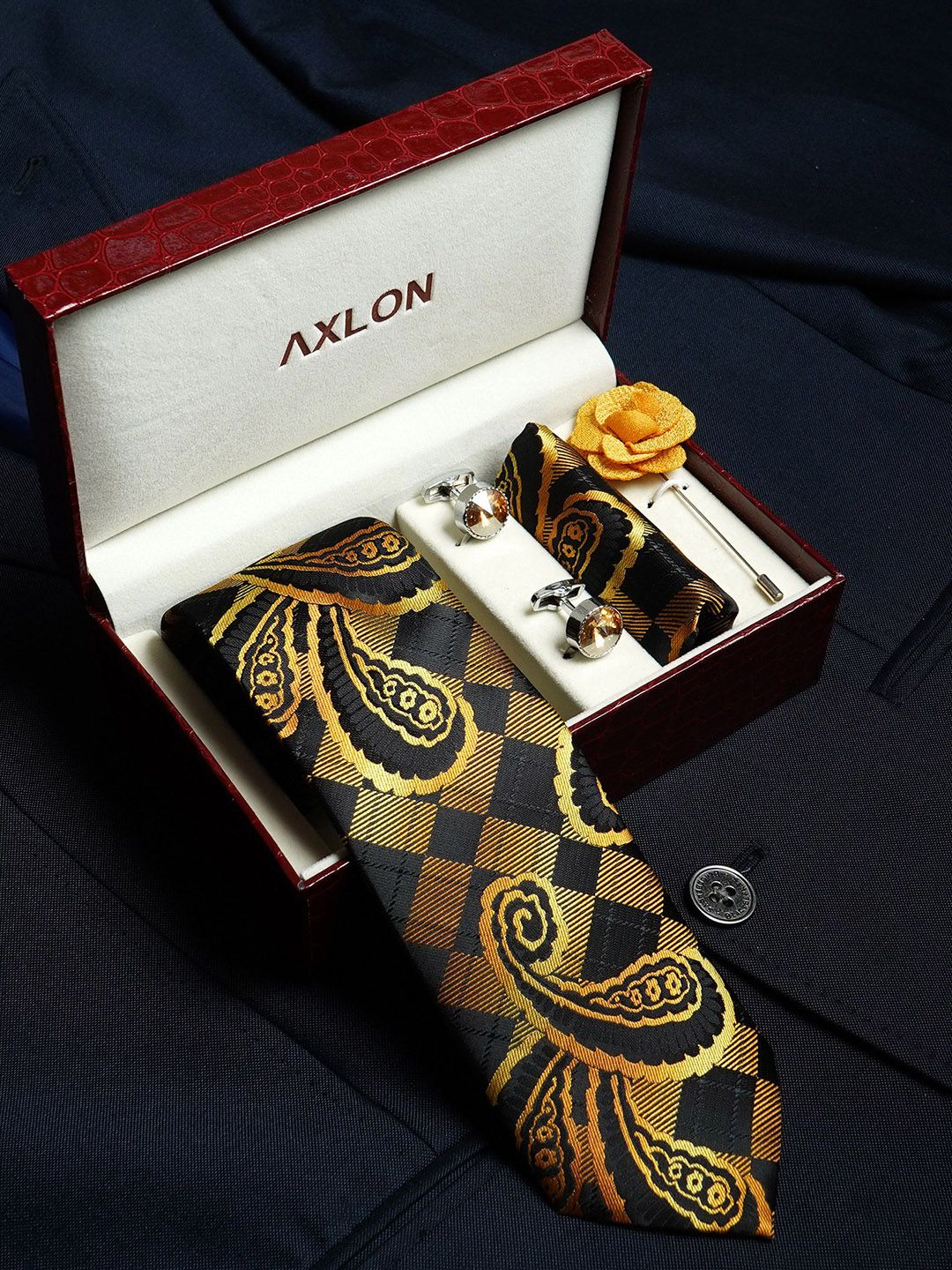 Axlon Men Checked Tie & Pocket Square Accessory Gift Set deal from myntra