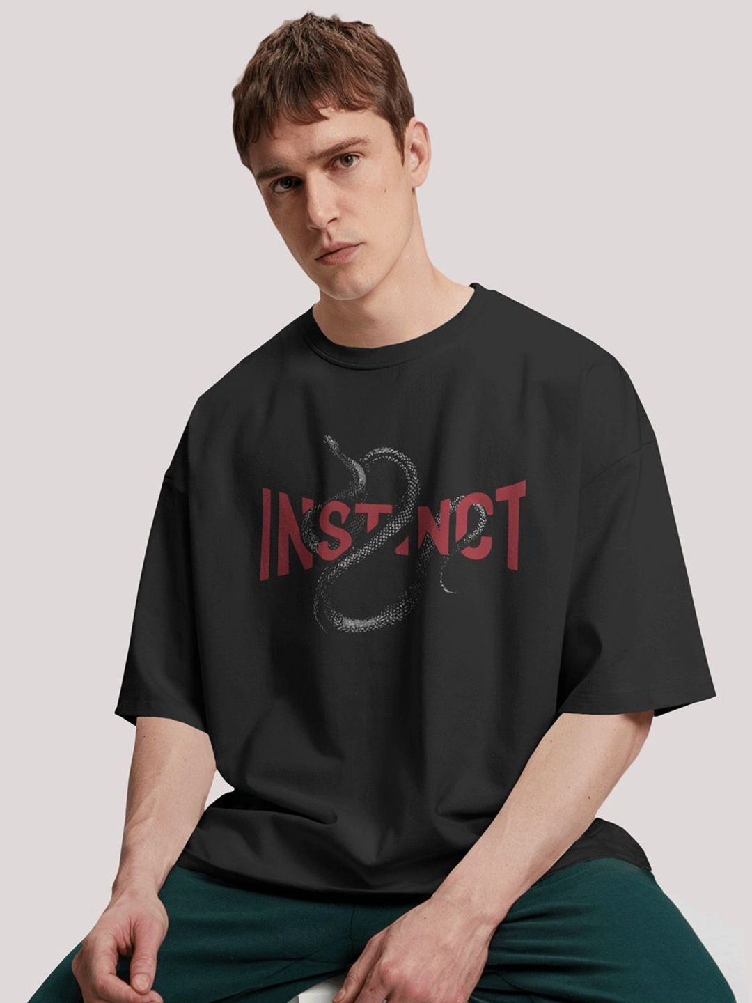 Adrunaline Fit Men Varsity Printed Extended Sleeves Applique T-shirt