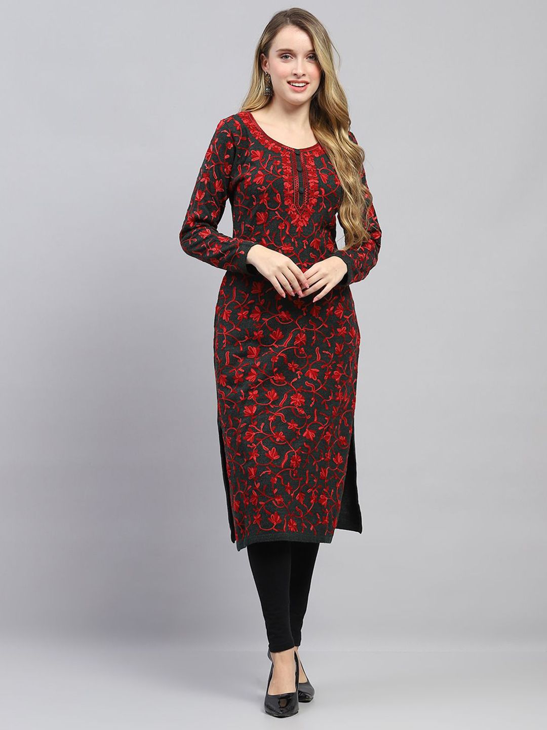 Monte Carlo Woven Design Round Neck Kurta