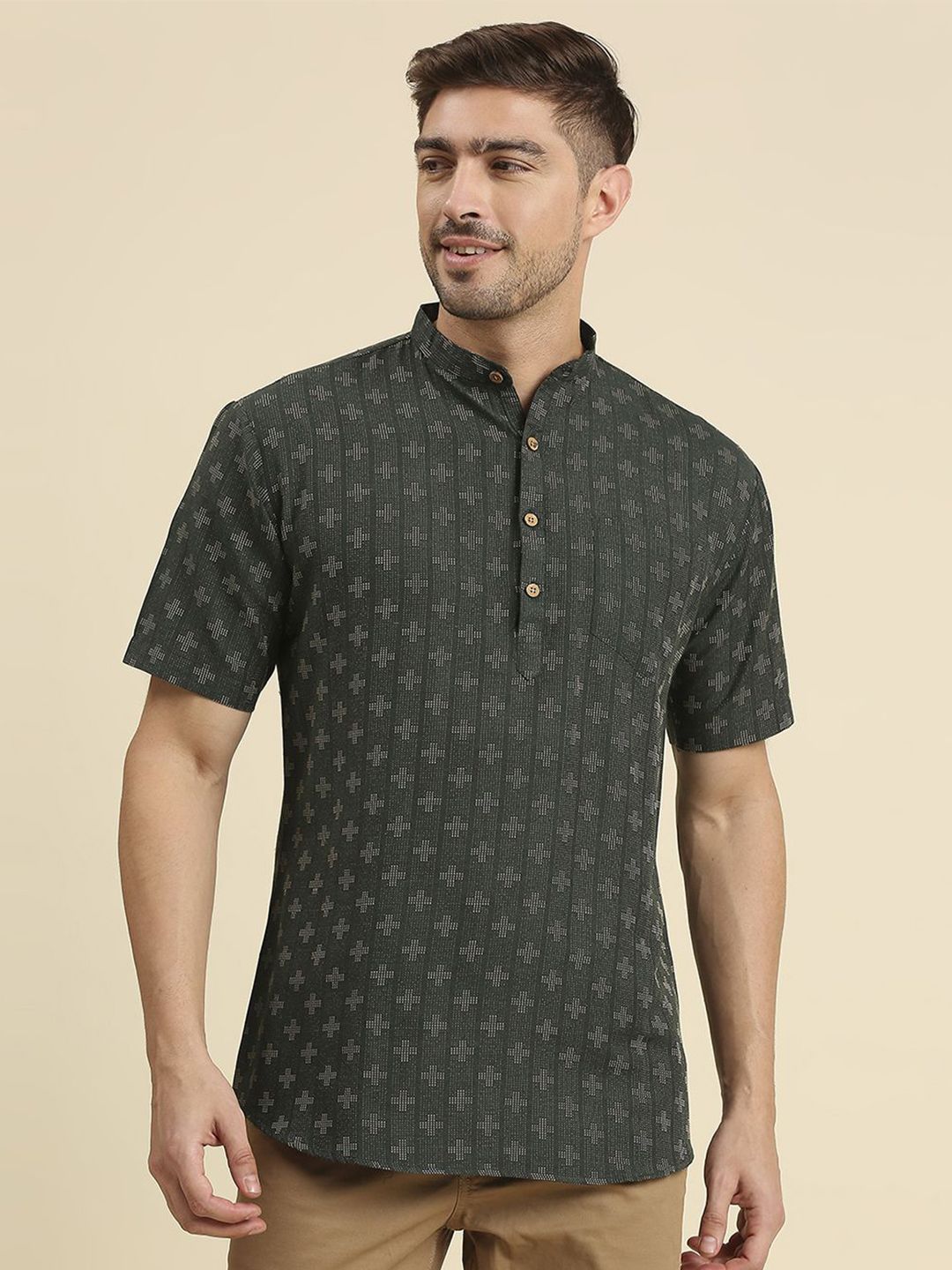 RAJUBHAI HARGOVINDAS Woven Design Band Collar Pure Cotton Kurta