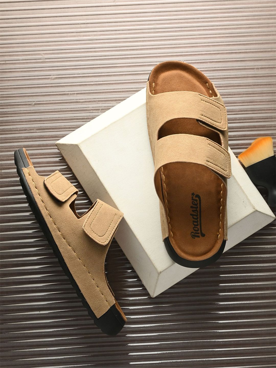 The Roadster Lifestyle Co. Men Comfortable Sandals