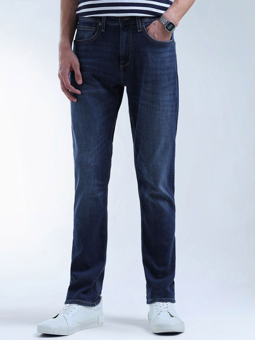 Flying Machine Men Slim Fit Mid-Rise Heavy Fade Jeans