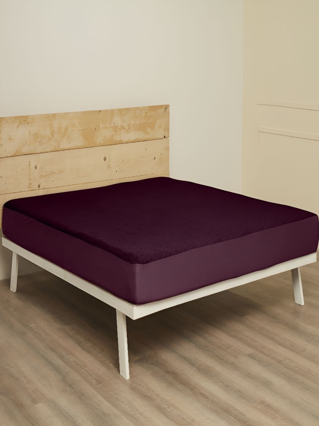wakefit wakefit Purple Textured Breathable Queen Noiseless Fitted Mattress Protector