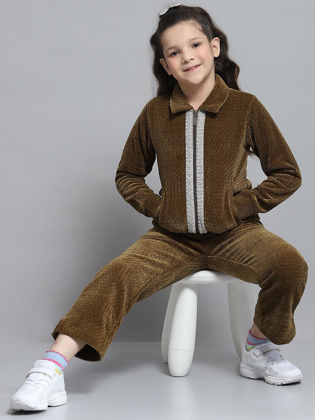 Monte Carlo Girls Self Design Shirt Collar Sweatshirt & Trousers