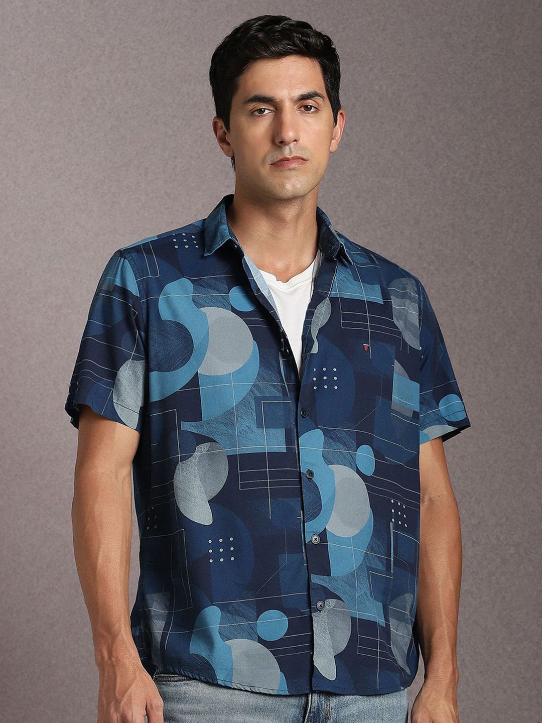 Louis Philippe Jeans Louis Philippe Jeans Printed Slim Fit Casual Shirt