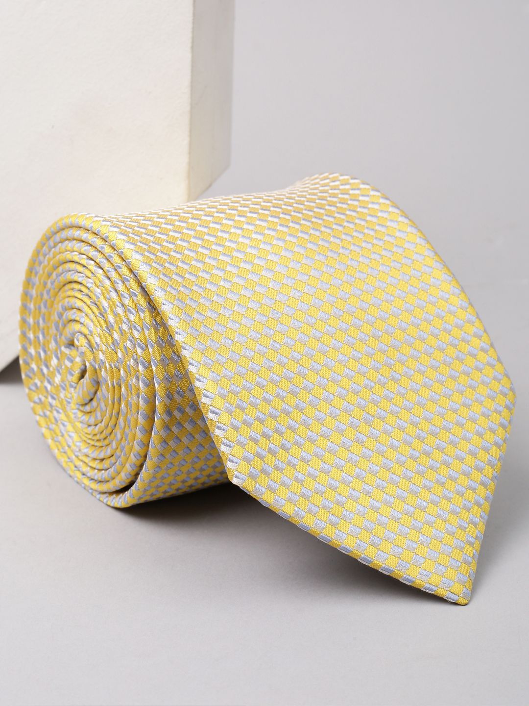 Van Heusen Men Checked Skinny Tie