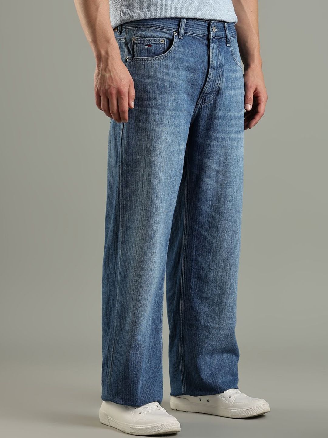 europe Relaxed Fit Mid-Rise Light Fade Jeans