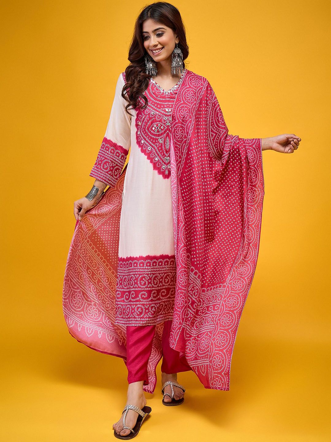 HERE&NOW Women Bandhani Printed Kurta with Trousers & Dupatta
