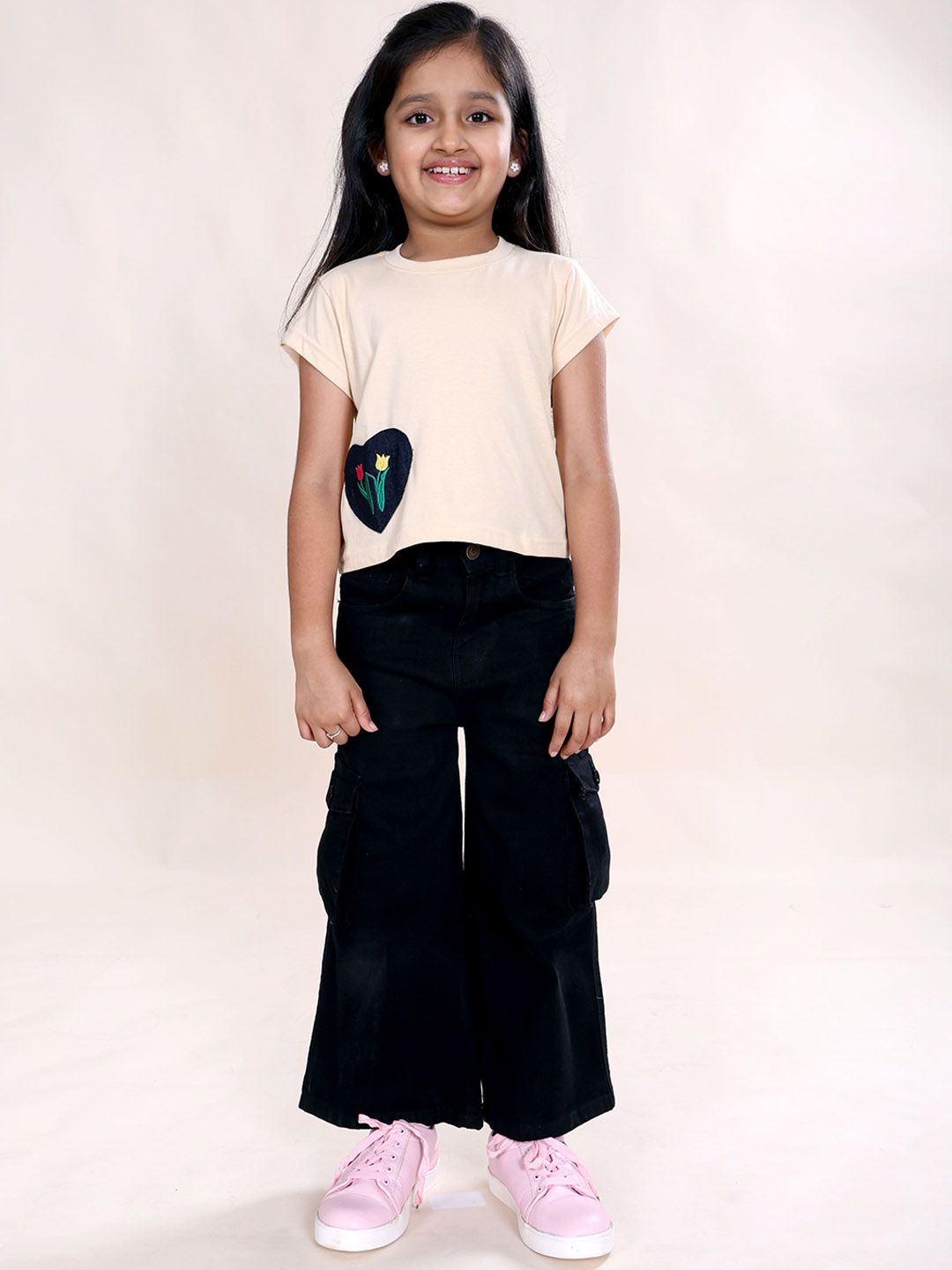 KiddoPanti Girls Heart Pocket T-Shirt Applique & Denim Flared Utility Cargo Jeans Set