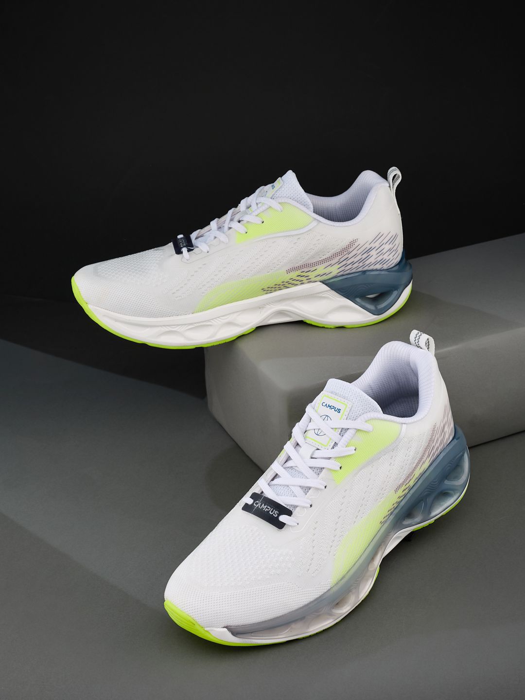 Campus CRASH Men Lace-Ups Non-Marking  Running Shoes