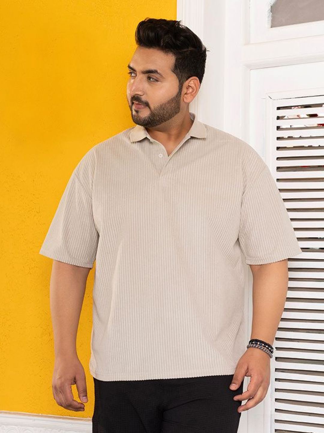 Instafab Plus Men Polo Collar Applique T-shirt