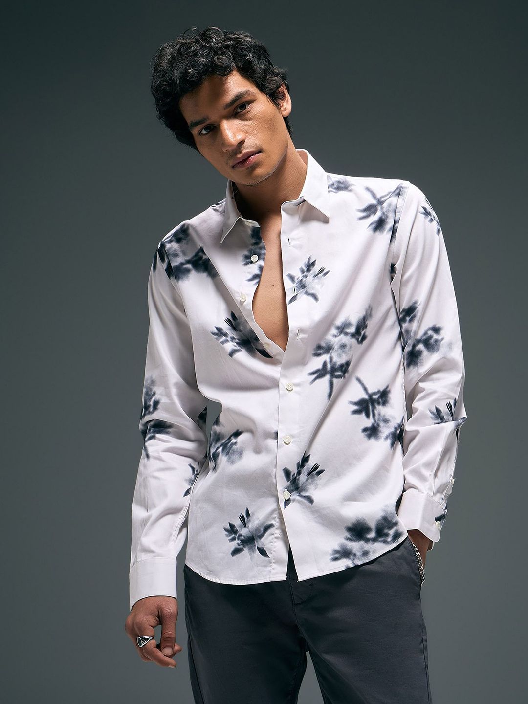 Slim Fit Opaque Casual Shirt Flying Machine Men Slim Fit Floral Opaque Printed Casual Shirt