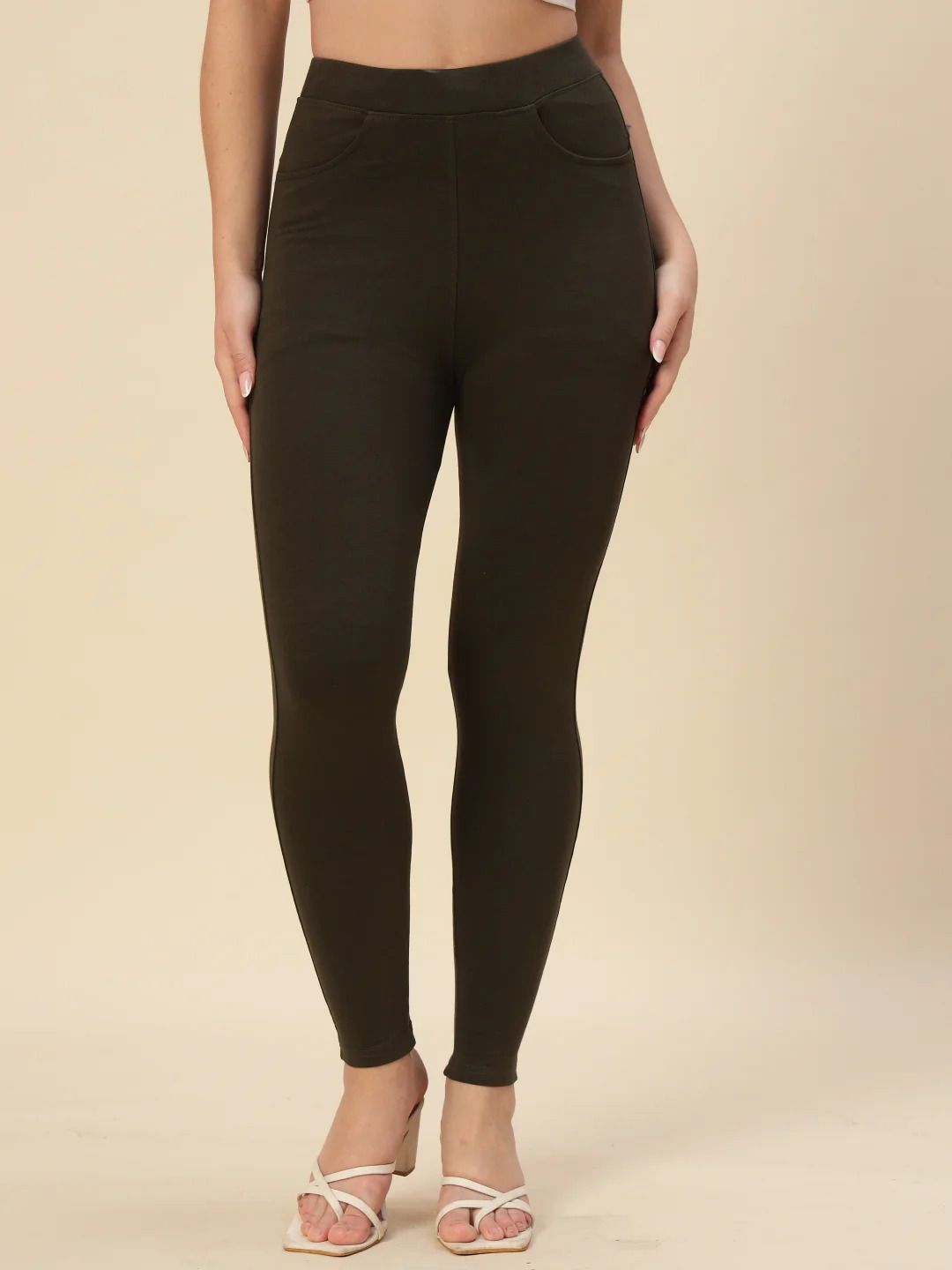 Thread Plus Women Solid Stretchable Jeggings