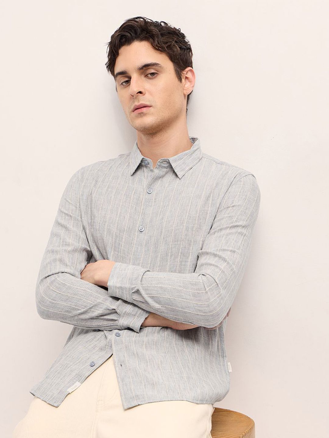 Men Slim Fit Spread Collar Multi Striped Casual Shirt Offers & Cashback