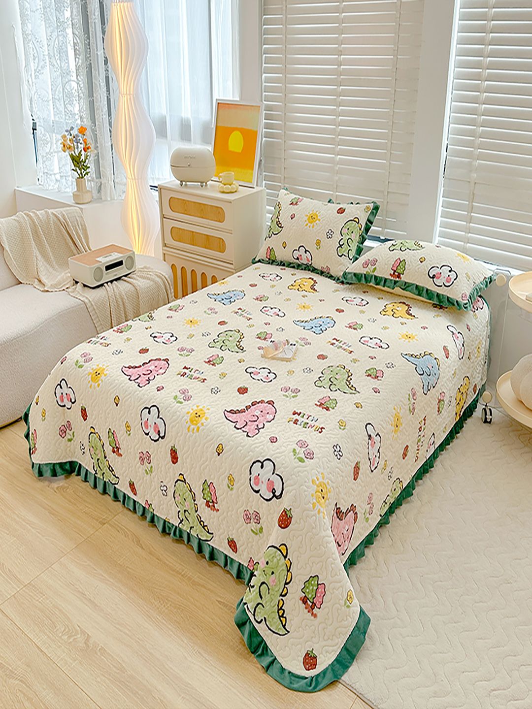 JC HOME Green & White Printed Cotton Double Queen Bed & Pillow Cover