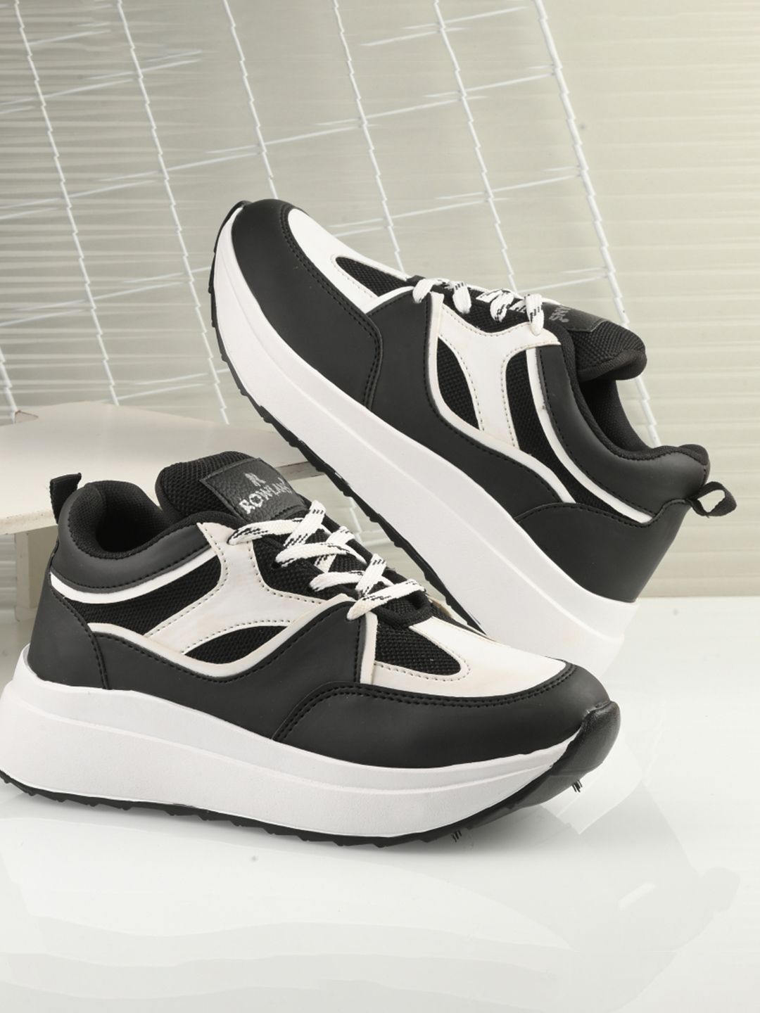 ◼︎6b Buy glitchez Women Colourblocked Sneakers - Casual Shoes for Women