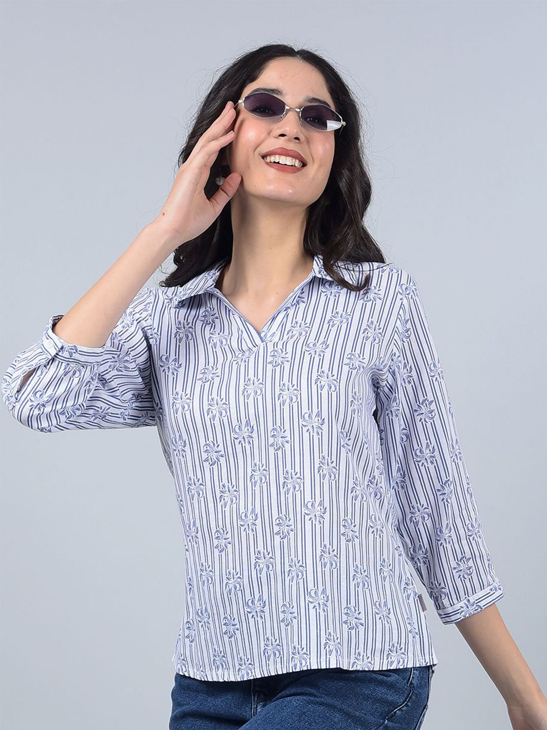 Crimsoune Club  Women Vertical Stripes Printed Shirt Style Top