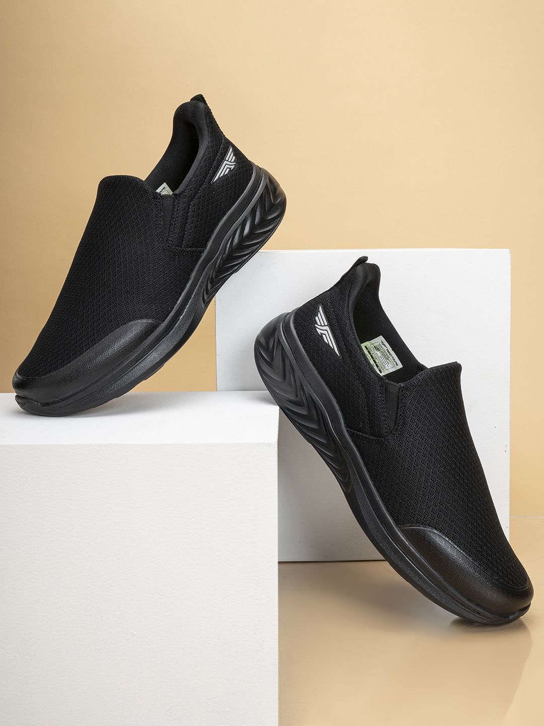 Red Tape Men Mesh Walking Shoes
