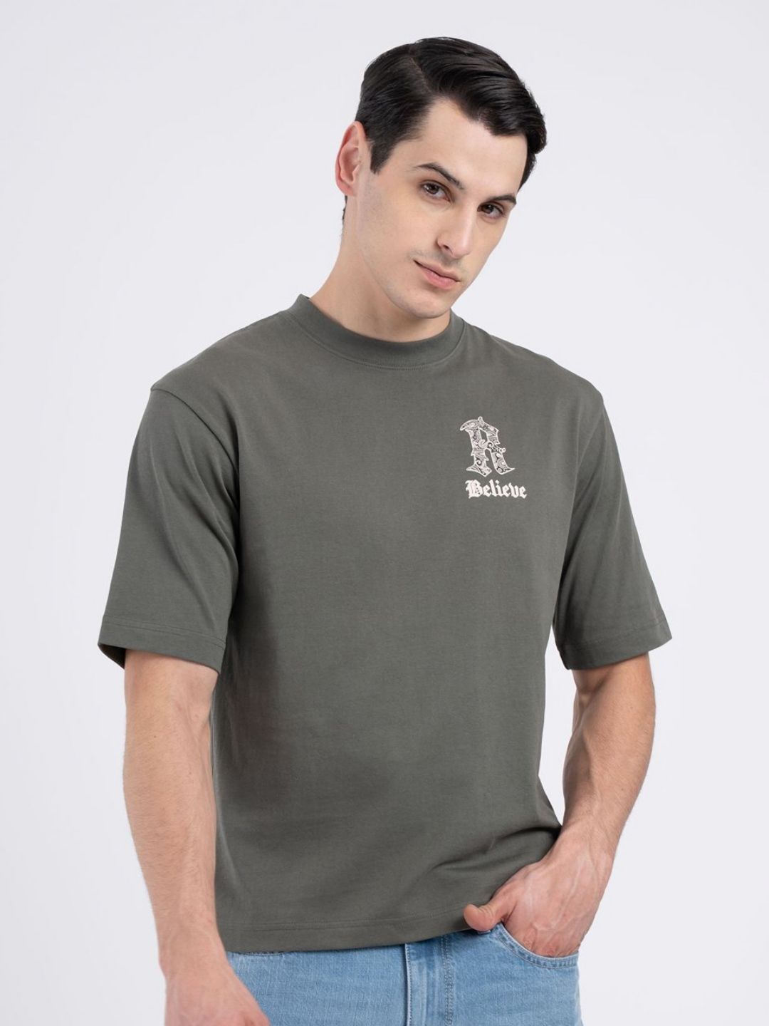 Red Tape Men Graphic Print Round Neck T-Shirt