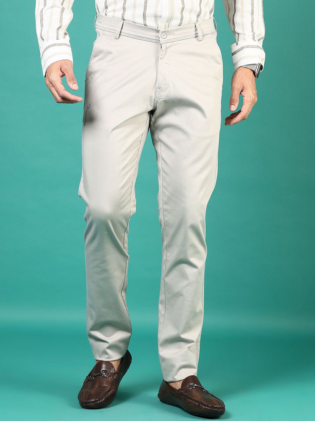 V-Mart Men Regular Fit Mid-Rise Chinos Trouser