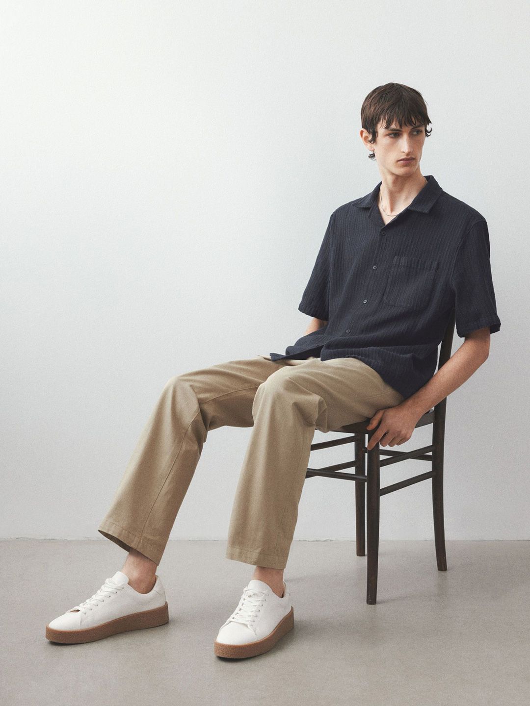 H&M Regular Fit Textured Resort Shirt