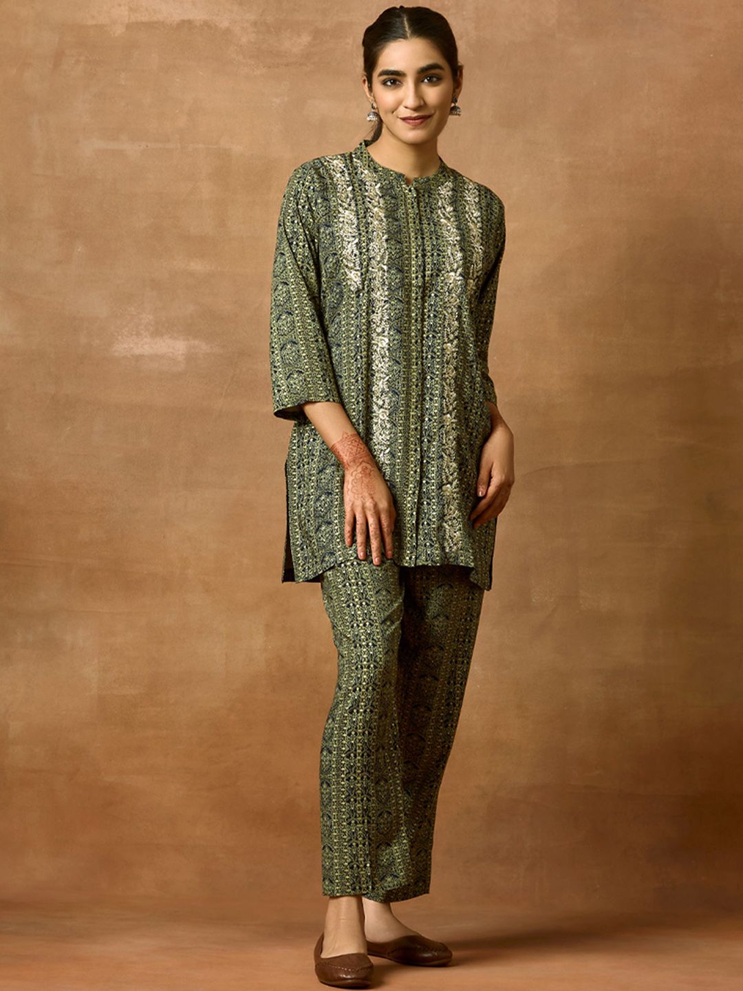 WOMEN PLUS Safar Spring Summer 2025 Ethnic Motifs Printed Thread Work Co-Ords Set