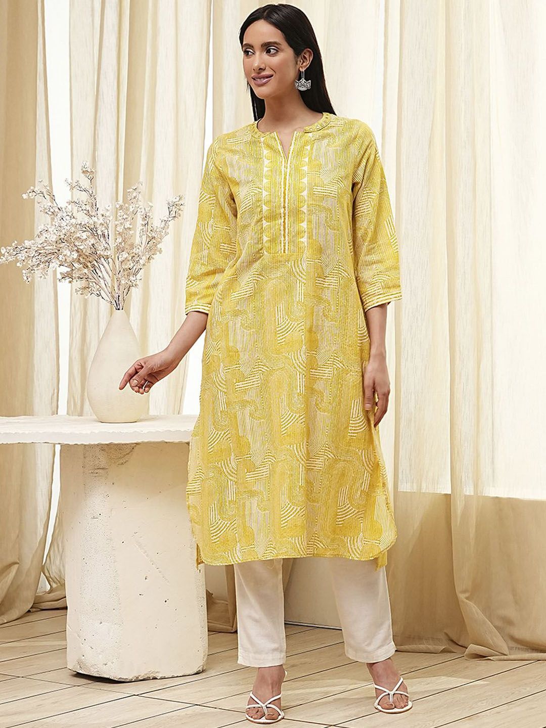 Biba Biba Geometric Printed Mirror Work Cotton Straight Kurta