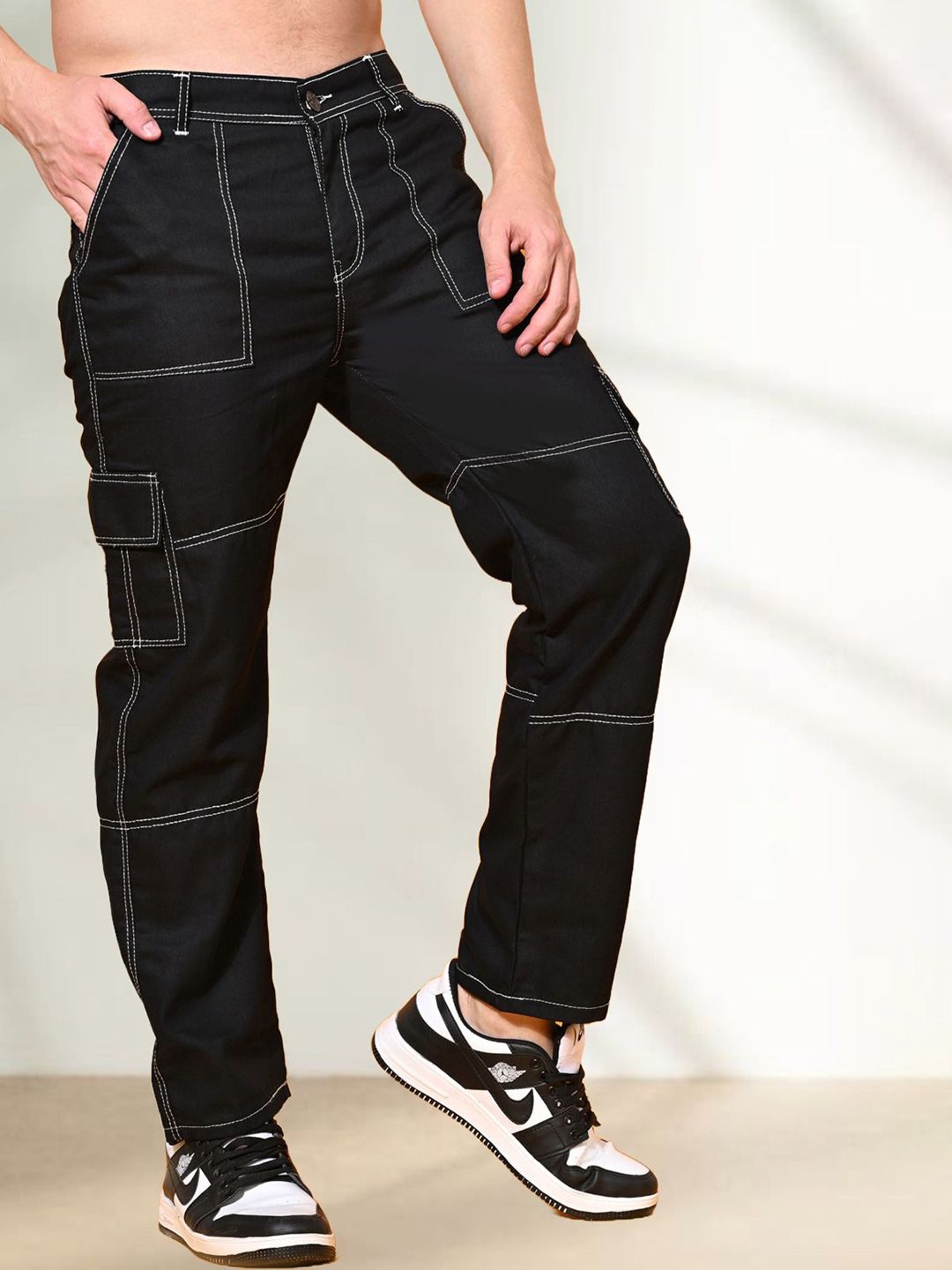 LINARIA Men Classic Straight Fit Cargo Styles Jeans