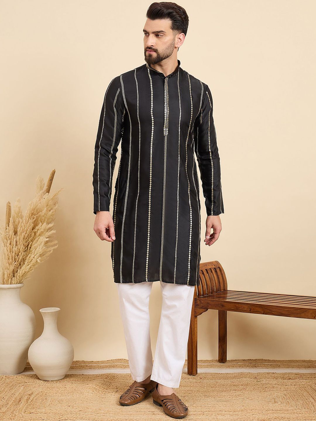 House of Pataudi Sequinnce Embellished Mandarin Collar Straight Chanderi Silk Kurta