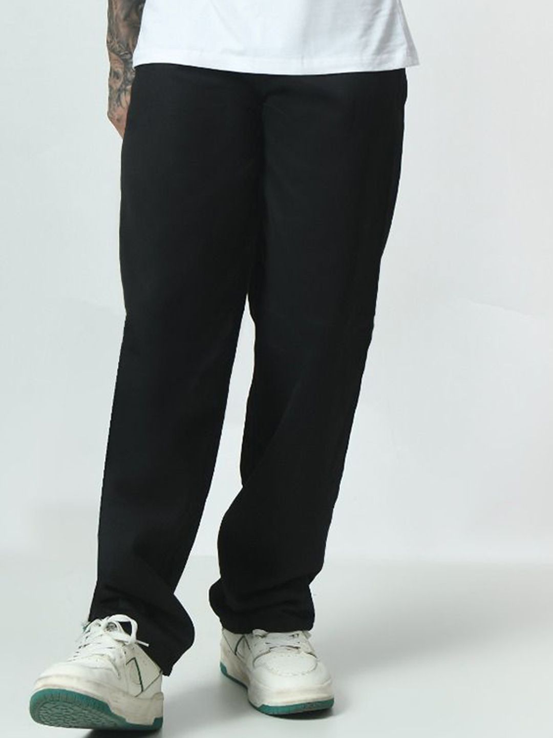 LINARIA Men Classic Jogger Fit Mid-Rise Cotton Stretchable Jeans