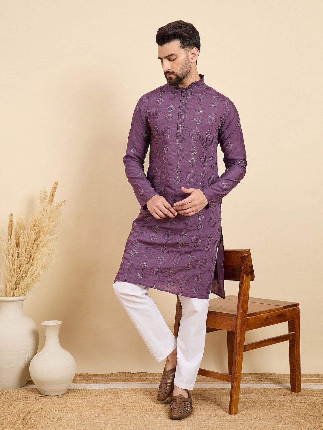 House of Pataudi Geometric Sequinned Mandarin Collar Chanderi Silk Straight Kurta