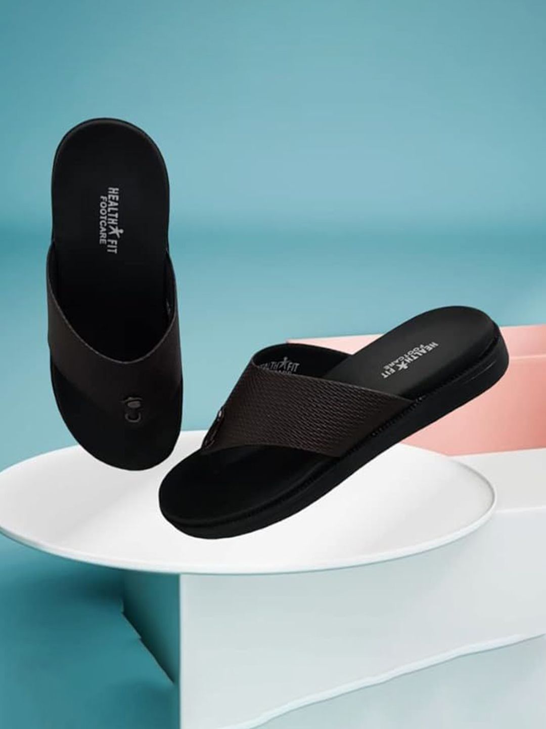 HEALTH FIT Men Textured Thong Flip-Flops