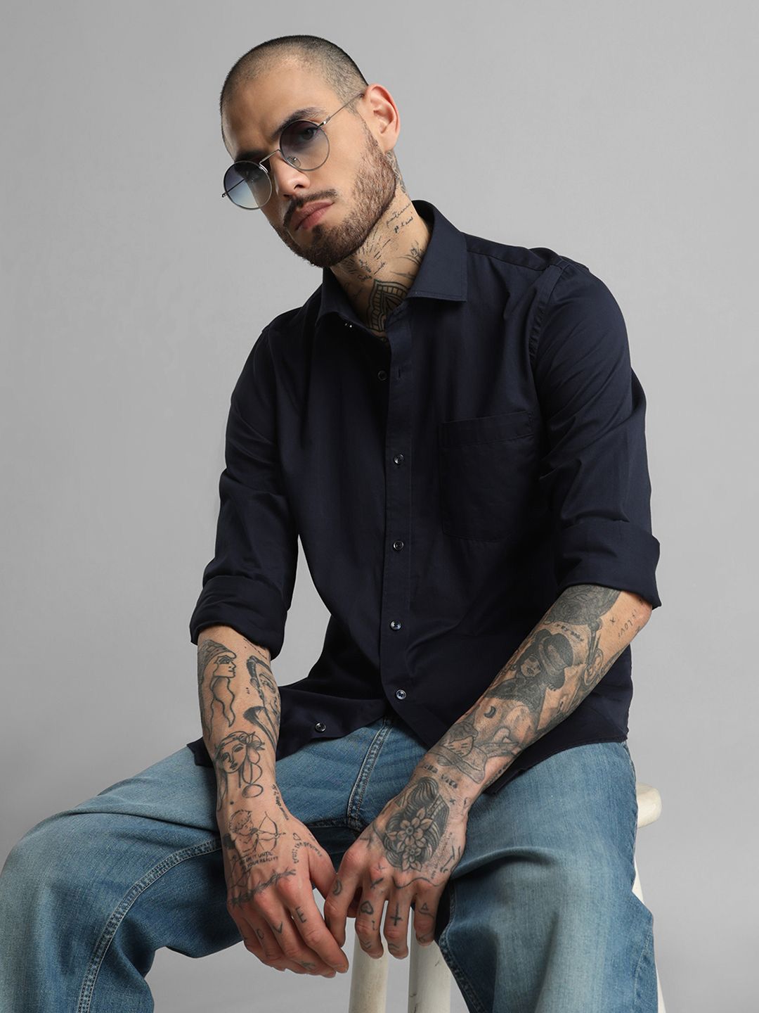 Klub Fox Men Slim Fit Spread Collar Solid Cotton Casual Shirt