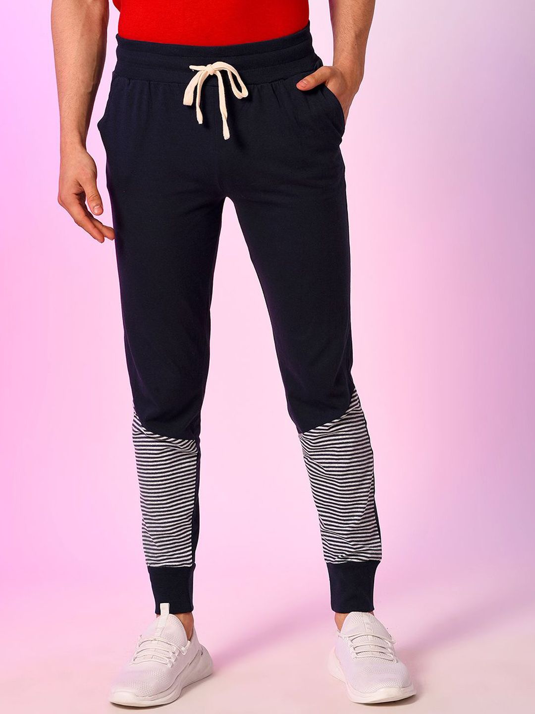 CAHOOT Men Striped Cotton Mid-Rise Joggers