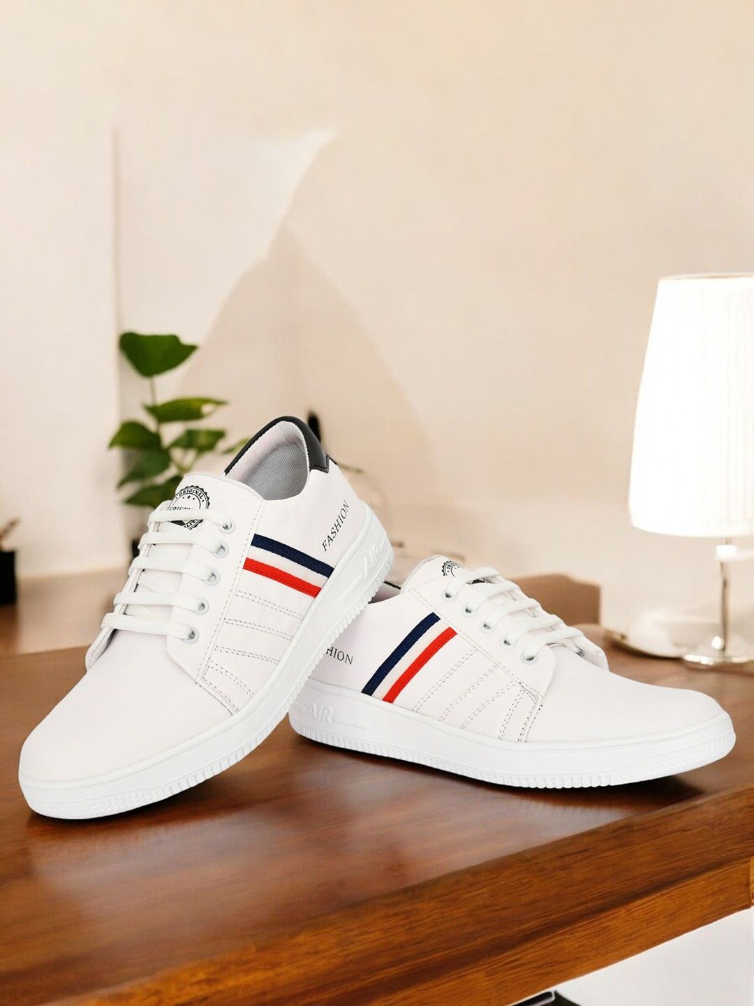 Eristine Men Round Toe Lace-Ups Comfort Insole Sneakers
