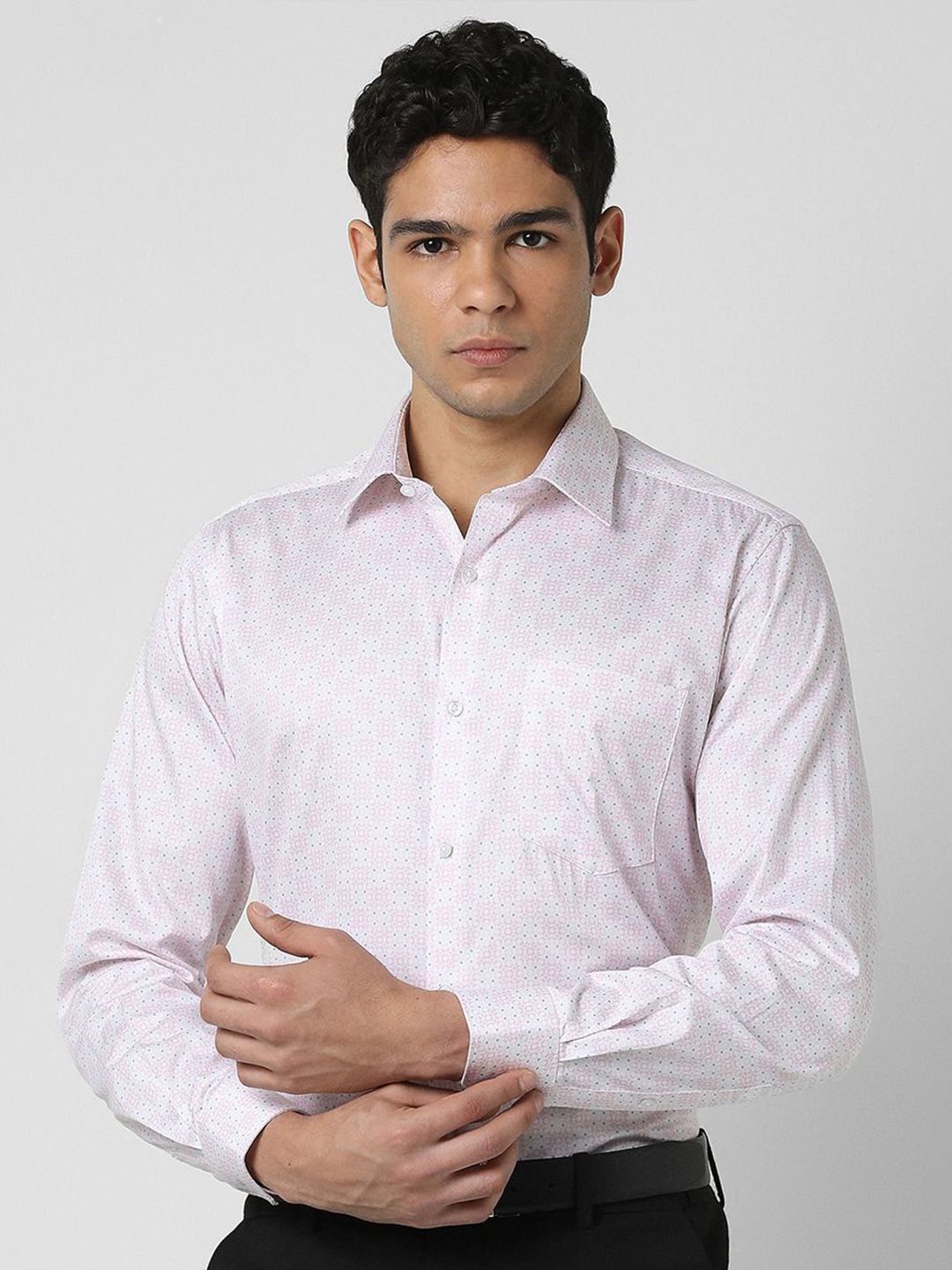 Van Heusen Van Heusen Men Spread Collar Geometric Printed Cotton Formal Shirt