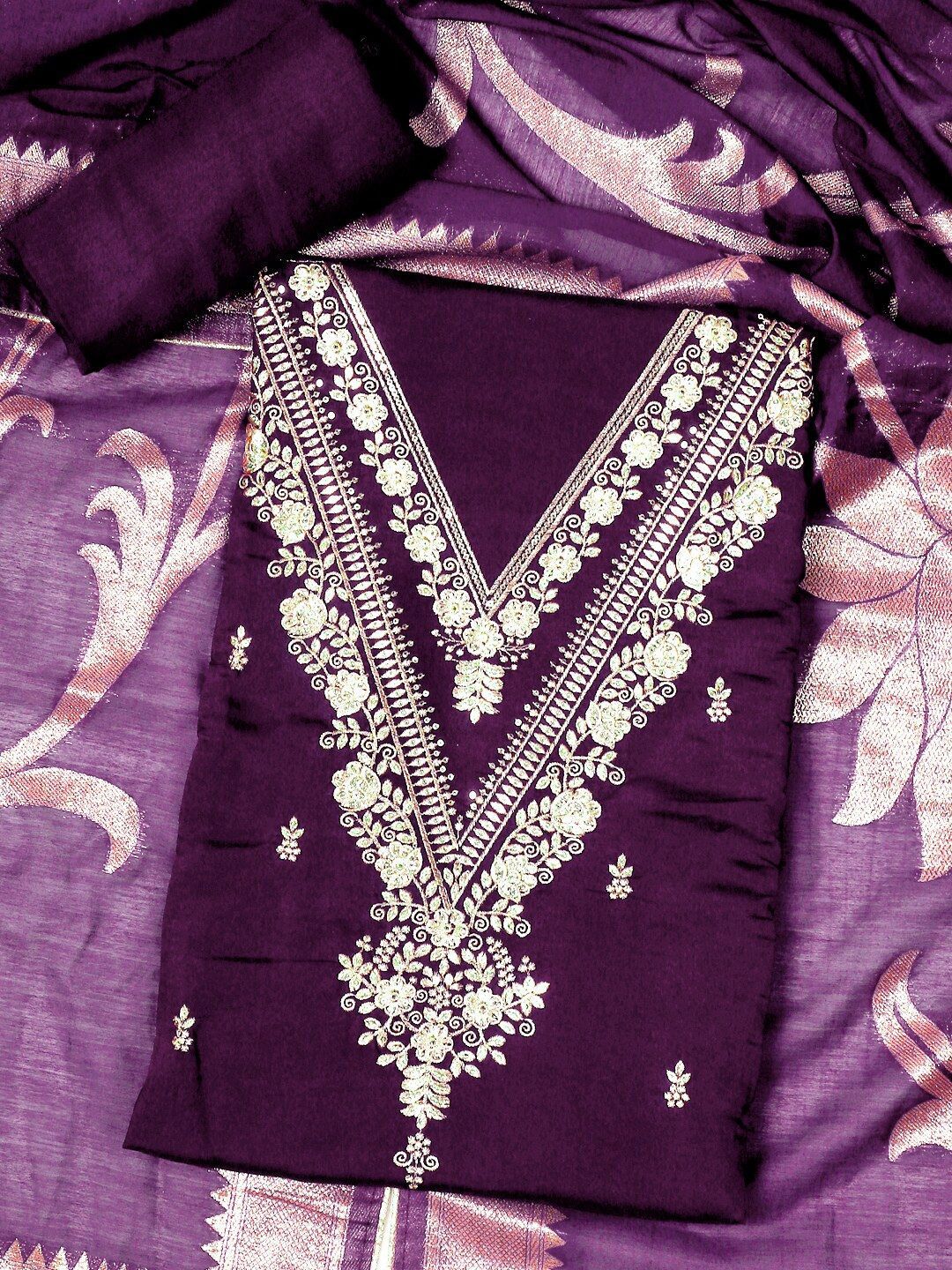 SALWAR STUDIO Floral Embroidered Zari Pure Silk Unstitched Dress Material