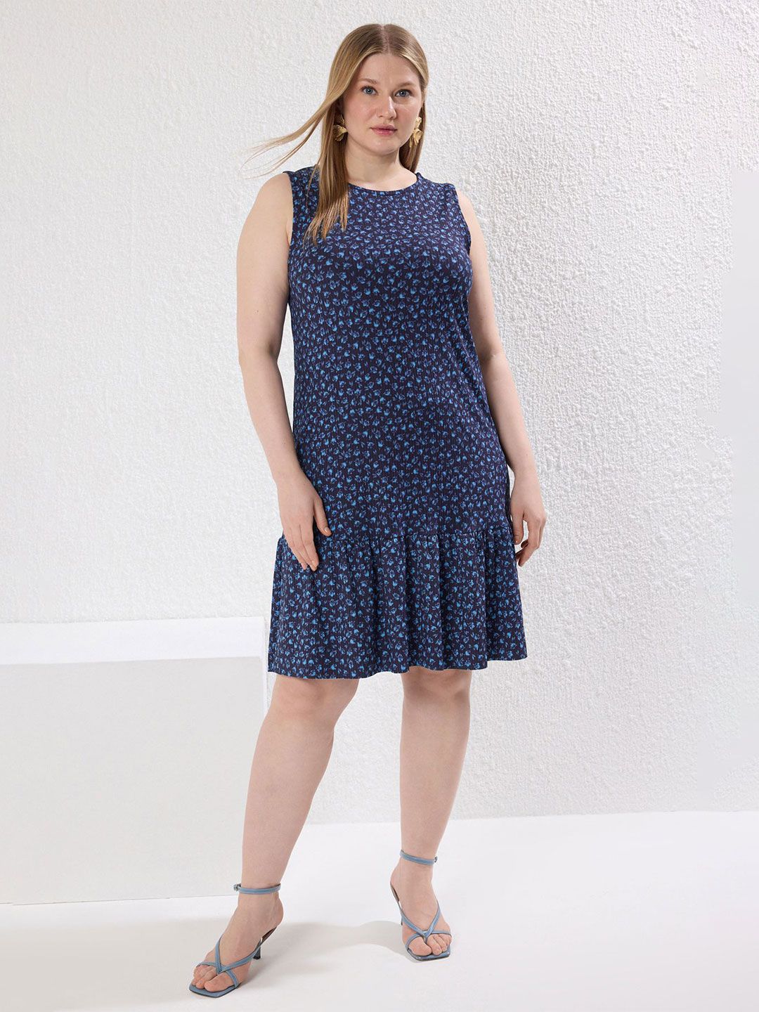 Trendyol Floral Print Drop-Waist Dress