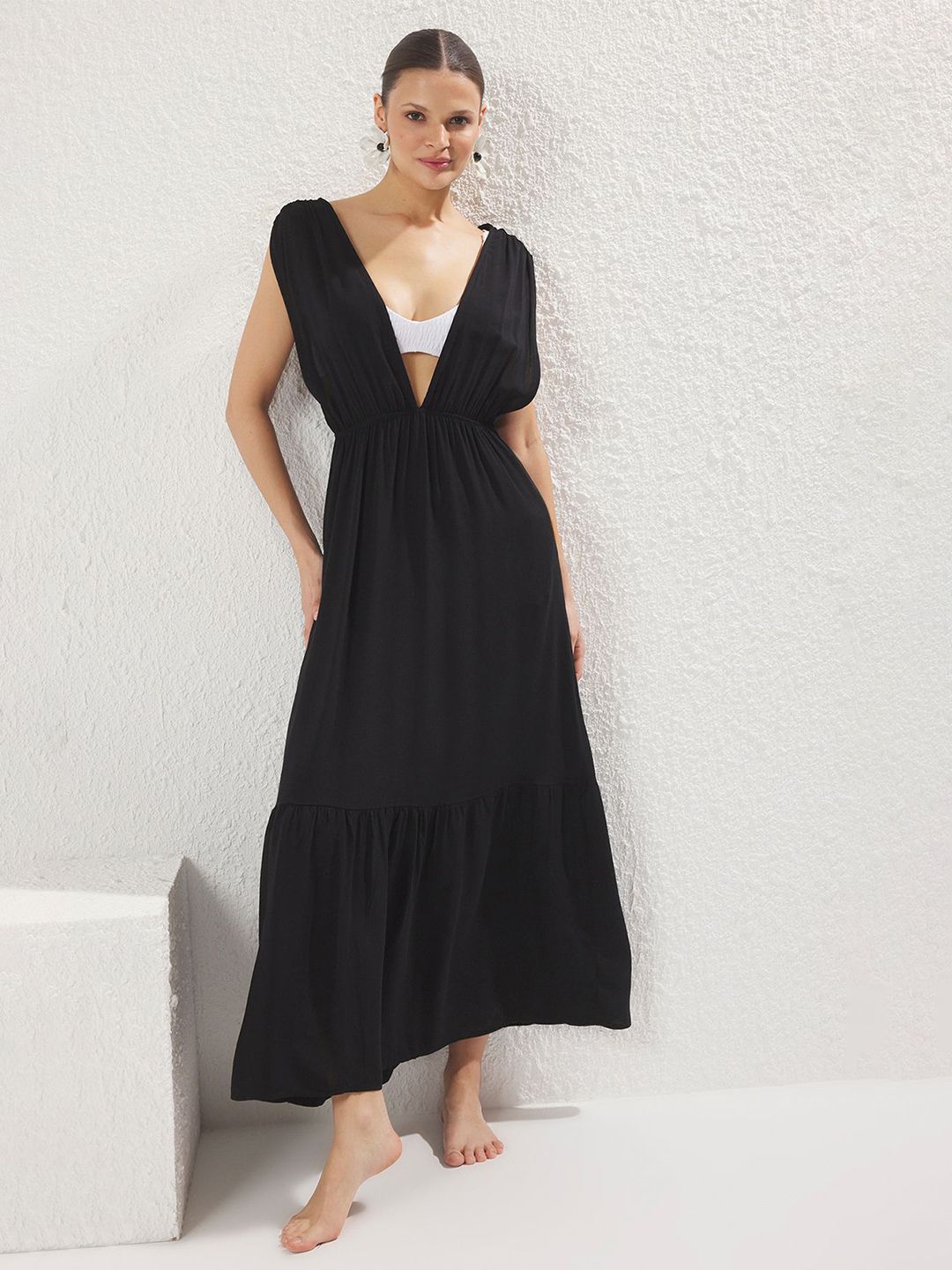 Trendyol Women V-Neck Maxi Fit & Flare Dress