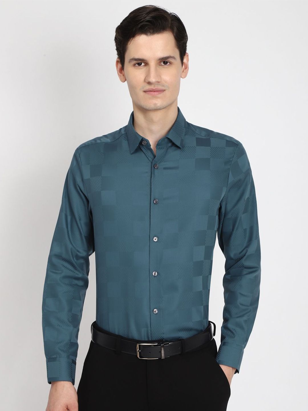 Peter England Elite Men Spread Collar Checked Cotton Formal Shirt