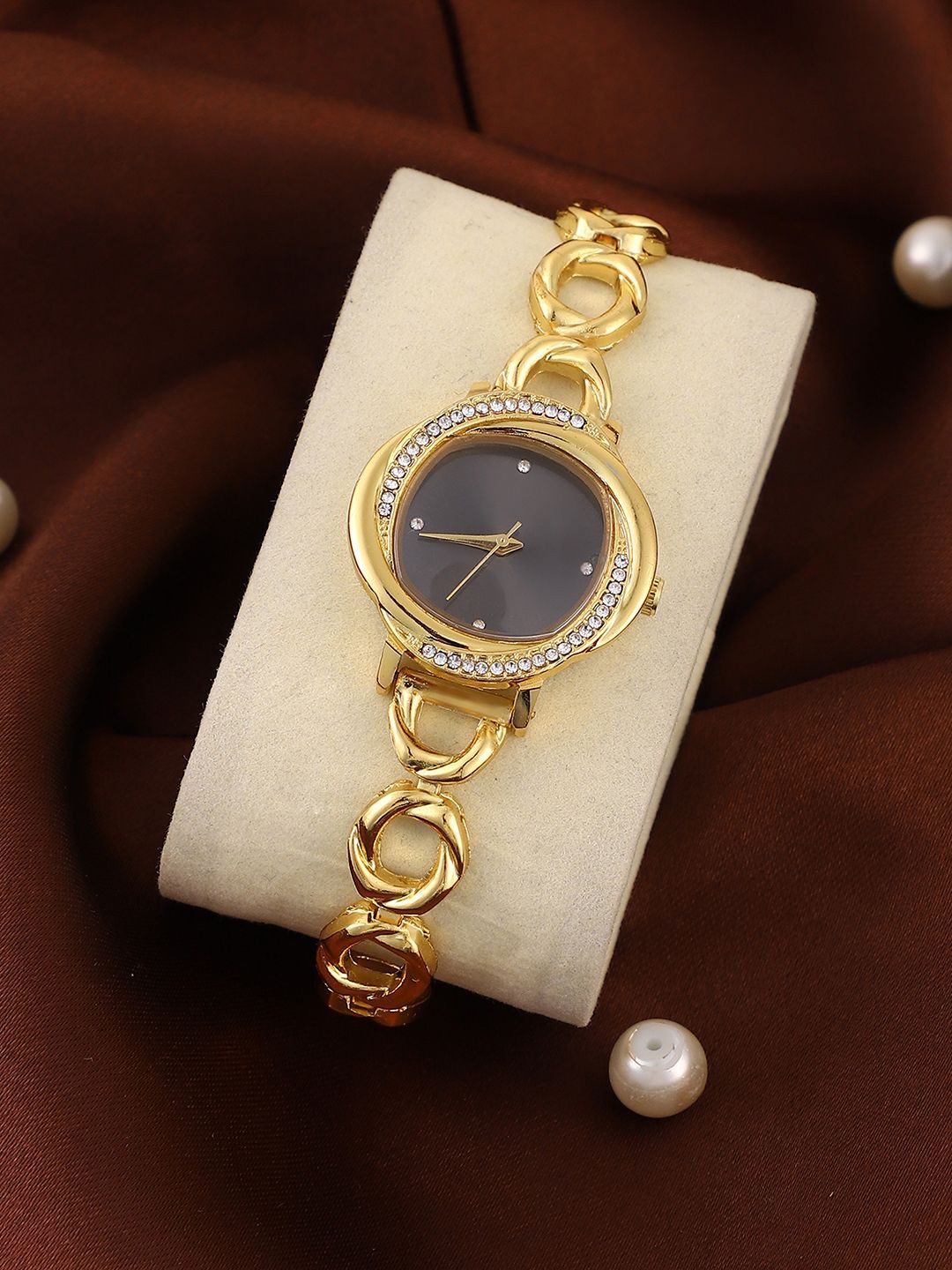 HAUTE SAUCE Women's The Luraith-Gem Round Watch SS25_HSWC1419