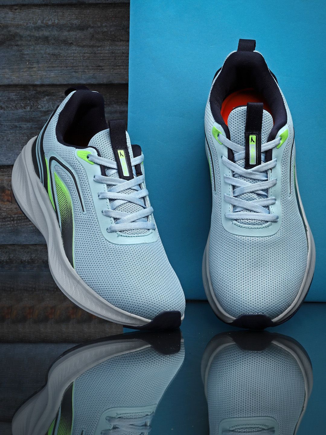 Action Men Mesh Lace-Ups Running Non-Marking Shoes