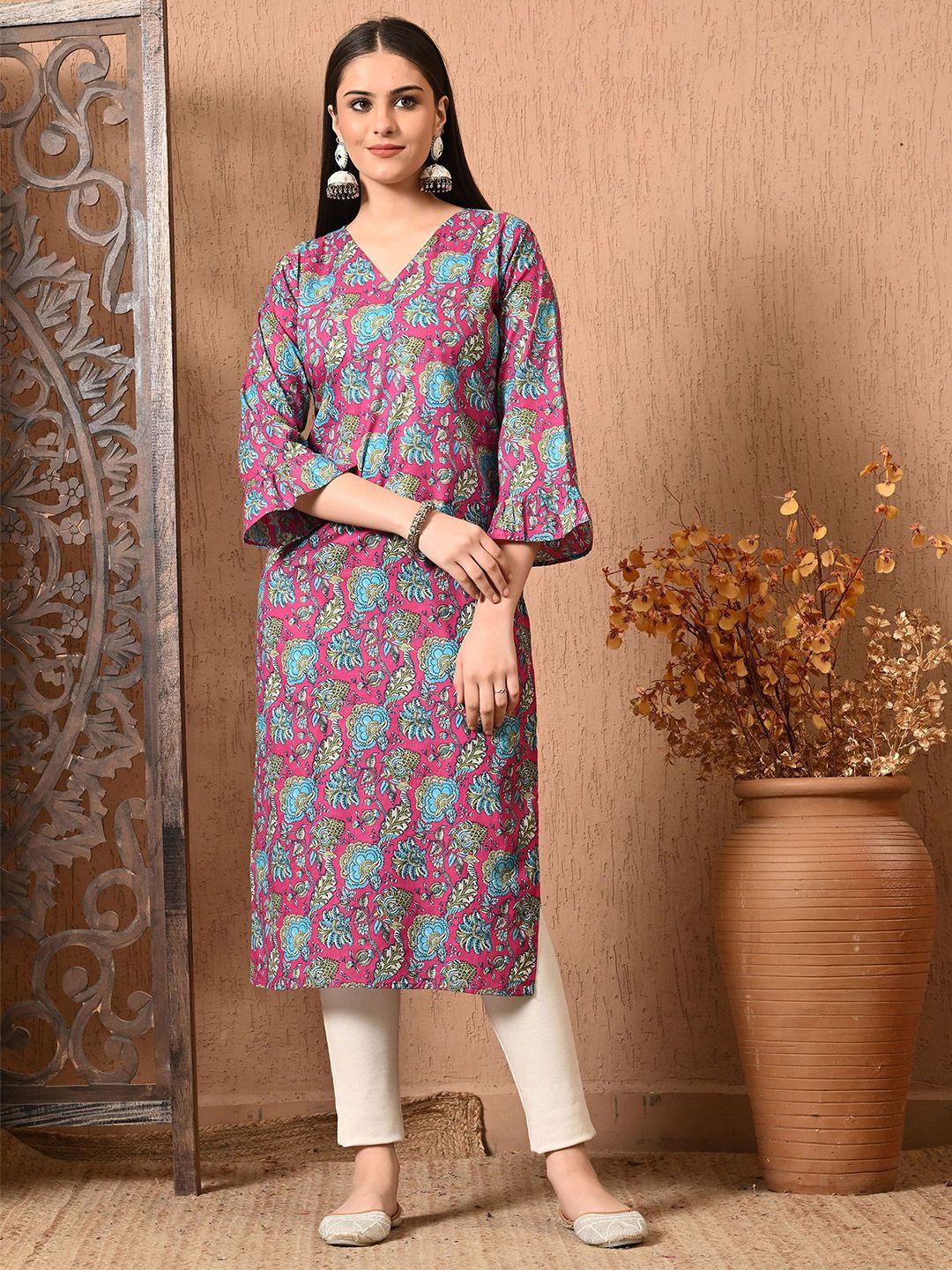 Lavantika Floral Printed V-Neck Pure Cotton Straight Kurta