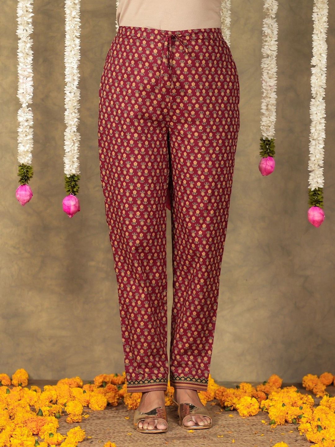 Aramya Aramya Women Floral Printed Ethnic Palazzos